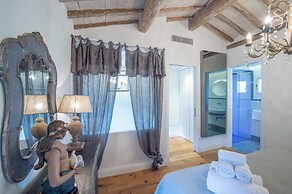 Villa Chianti With Panoramic Pool On The Vineyard