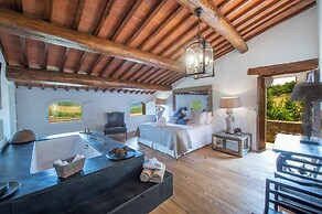 Villa Chianti With Panoramic Pool On The Vineyard