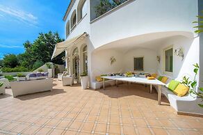 Villa In Positano With Luxury Spa & Amazing View