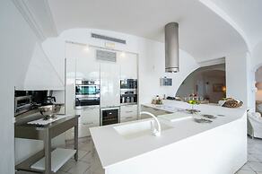 Villa In Positano With Luxury Spa & Amazing View