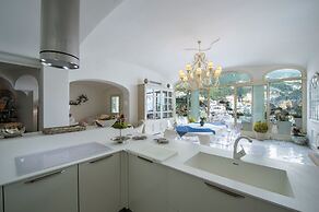 Villa In Positano With Luxury Spa & Amazing View