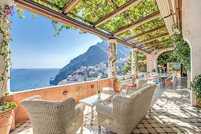 Villa Magnificient View On The Amalfi Coast & Pool