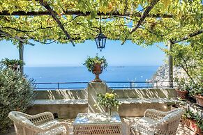 Villa Magnificient View On The Amalfi Coast & Pool