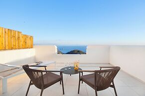 Design Villa With Infinity Pool & Li Galli View