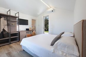 Design Villa With Infinity Pool & Li Galli View