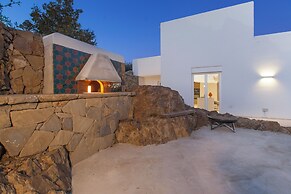 Design Villa With Infinity Pool & Li Galli View