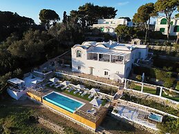 Elegant Villa In Anacapri | Infinity Pool & Design