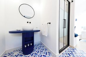 Elegant Villa In Anacapri | Infinity Pool & Design