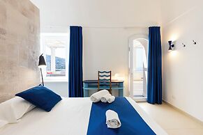 Elegant Villa In Anacapri | Infinity Pool & Design
