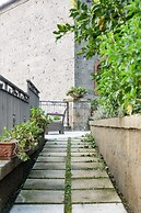 Sea View Rooftop Apartment With Jacuzzi & Garden