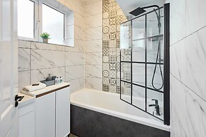 Host Stay The Parade View