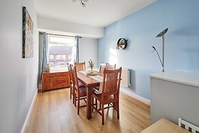 Host Stay The Parade View