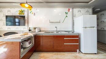 Geoje Marine Castle Spa Pension