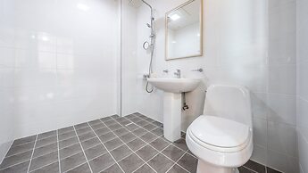 Geoje Marine Castle Spa Pension