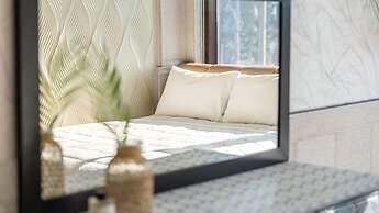 Geoje Marine Castle Spa Pension