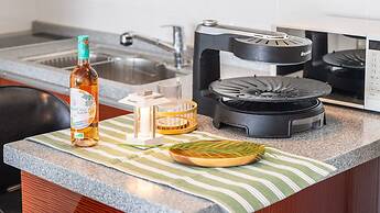 Geoje Marine Castle Spa Pension