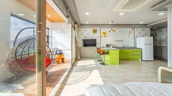 Geoje Marine Castle Spa Pension