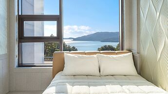 Geoje Marine Castle Spa Pension