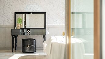 Geoje Marine Castle Spa Pension