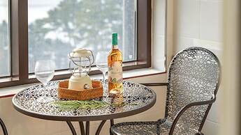 Geoje Marine Castle Spa Pension