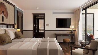 Halong Lyra Grandeur Cruise