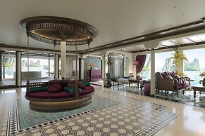 Halong Lyra Grandeur Cruise