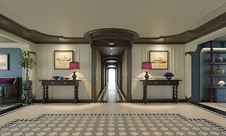 Halong Lyra Grandeur Cruise