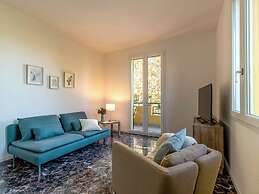 Room-charming Guest Room in Frassino wit