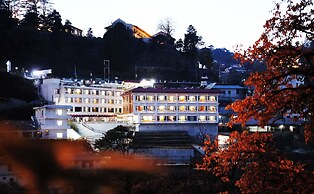 Hotel Vishnu Palace