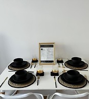 Leeds Apt - Hottub - Sleeps 6 - Special Occasions