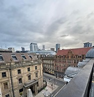 Leeds Apt - Hottub - Sleeps 6 - Special Occasions