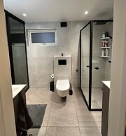 Kvaloysletta - 2 Bed Apartment - Free Parking