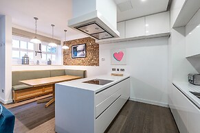 Stanhope Mews Style - 4sms