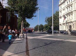 Stanhope Mews Style - 4sms