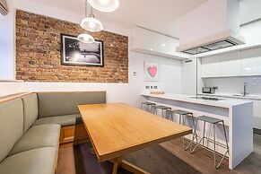 Stanhope Mews Style - 4sms