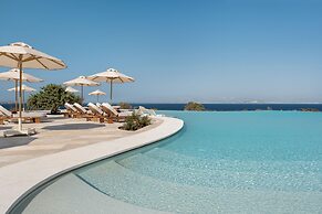 Vione Paros Hotel