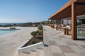 Vione Paros Hotel