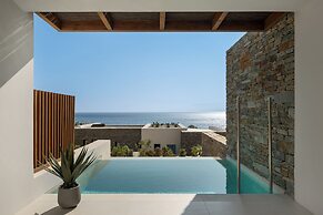 Vione Paros Hotel
