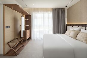 Vione Paros Hotel