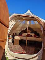 Unique Stargazing Escape With Ocean View