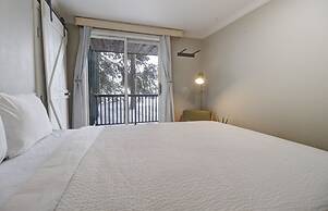 Fp105 Foxpine Hotel Room 1 Bedroom Condo