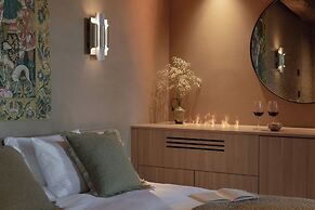 MiHotel - Cité Médiévale de Pérouges