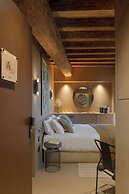 MiHotel - Cité Médiévale de Pérouges