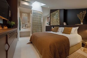 MiHotel - Cité Médiévale de Pérouges