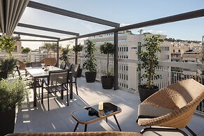 Athens Golden Light Premium Residence