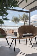 Athens Golden Light Premium Residence