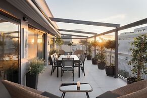 Athens Golden Light Premium Residence