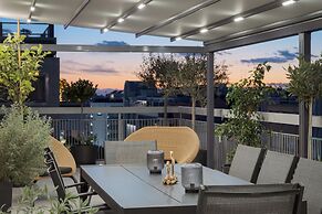 Athens Golden Light Premium Residence