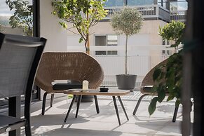 Athens Golden Light Premium Residence