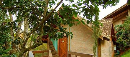 Pousada Pássaro de Fogo